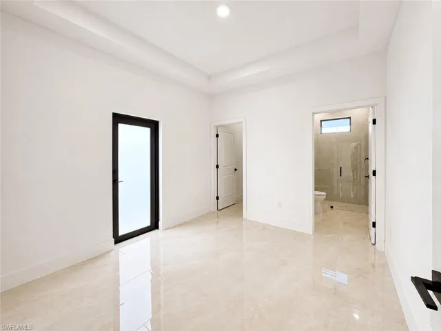8022 Sunrise Cir, Labelle, Florida 33935
