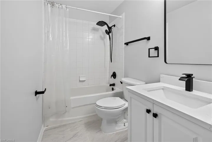 9470 Ivy Brook Run 806, Fort Myers, Florida 33913
