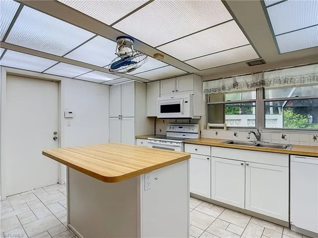 1625 Silverwood Ct, North Fort Myers, Florida 33903