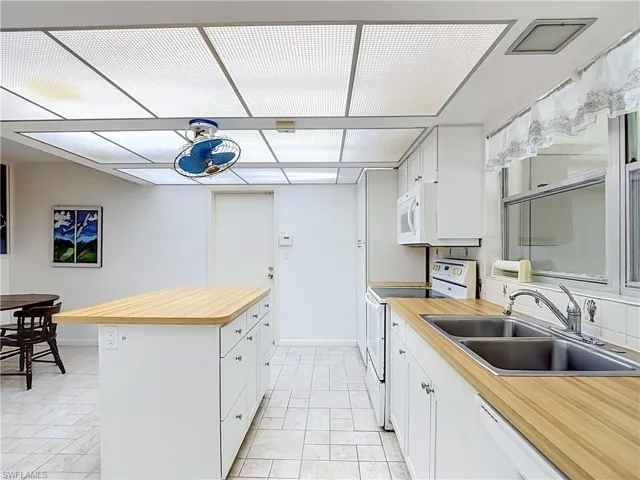 1625 Silverwood Ct, North Fort Myers, Florida 33903