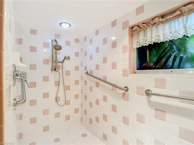 1625 Silverwood Ct, North Fort Myers, Florida 33903
