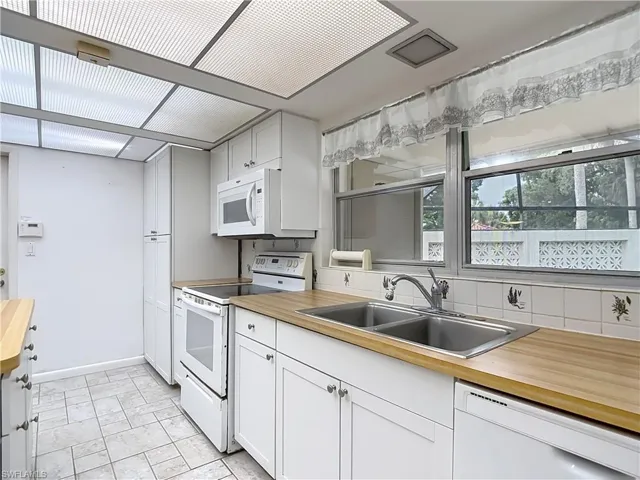 1625 Silverwood Ct, North Fort Myers, Florida 33903