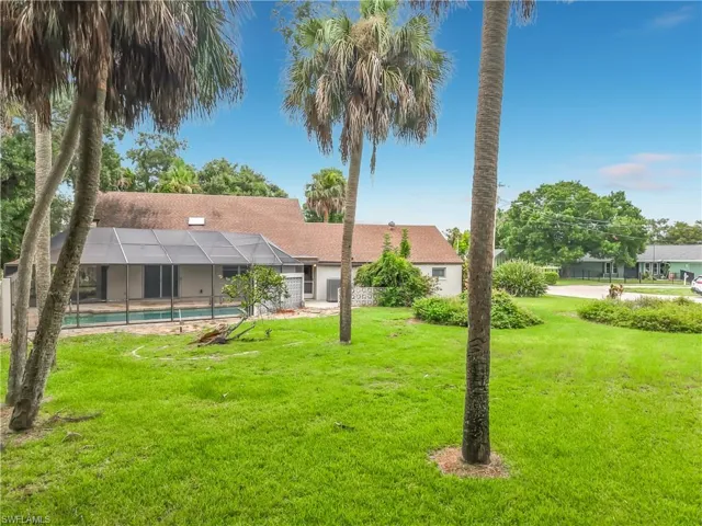1625 Silverwood Ct, North Fort Myers, Florida 33903