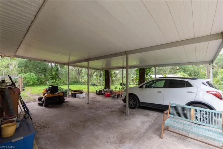 1745  County Road 731  , Venus, FL 33960