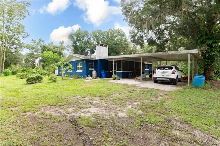 1745  County Road 731  , Venus, FL 33960