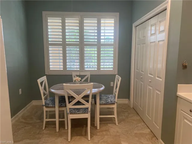Kitchen Nook Area