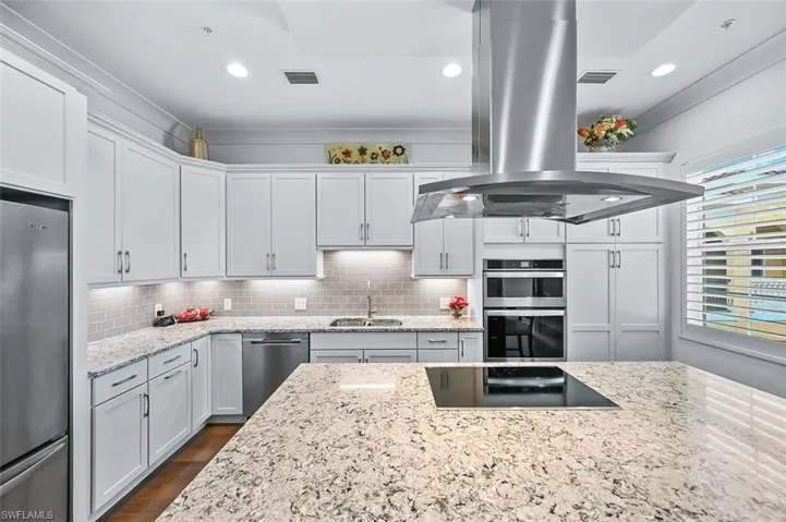 21530  Strada Nuova  CIR, Estero, FL 33928