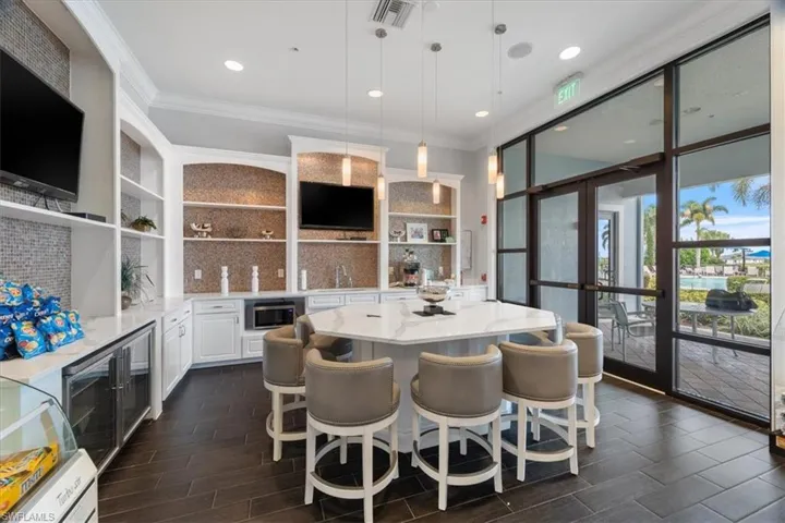 Del Webb Amenities Cafe