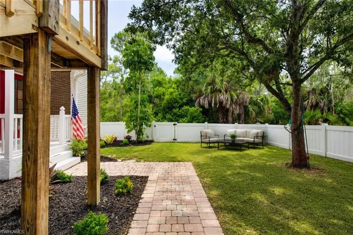 434 Leawood Cir, Naples, Florida 34104