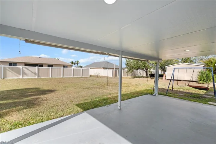 2704 Sw Santa Barbara Pl, Cape Coral Fl 33914