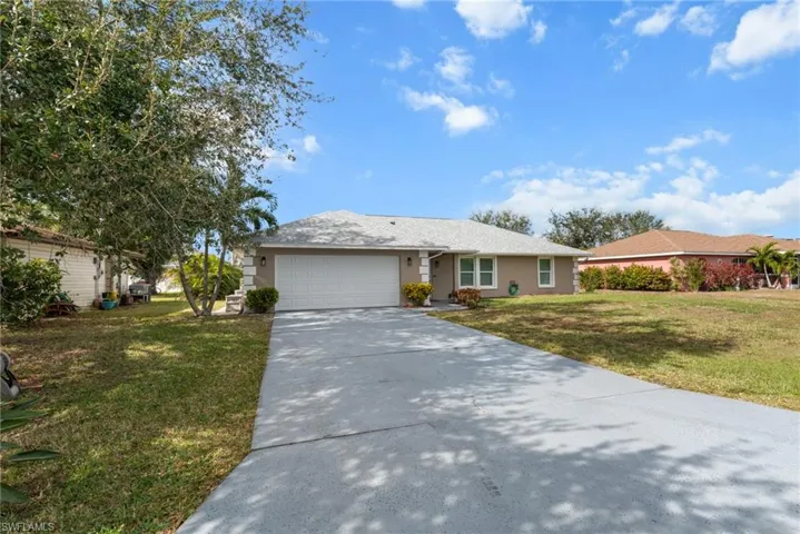 2704 Sw Santa Barbara Pl, Cape Coral Fl 33914