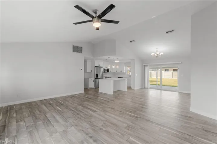 2704 Sw Santa Barbara Pl, Cape Coral Fl 33914