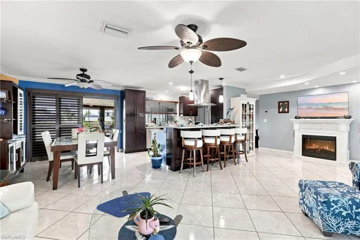 1024 E Archer Pkwy, Cape Coral, Florida 33904