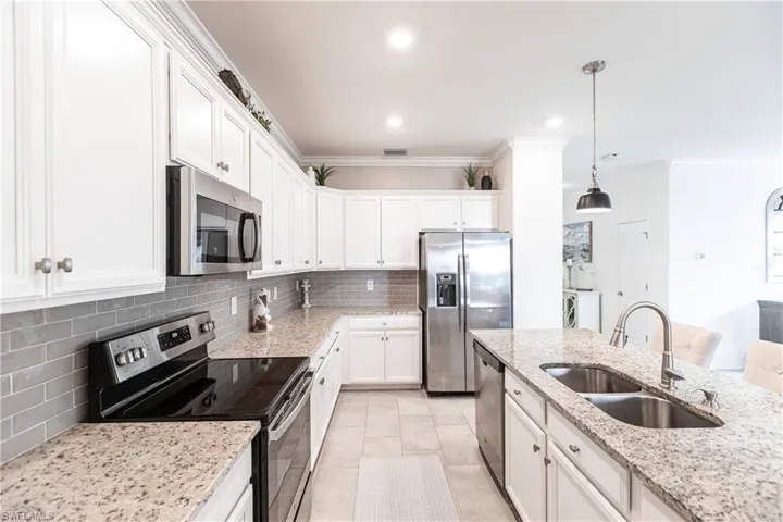 14162  Vindel  CIR, Fort Myers, FL 33905