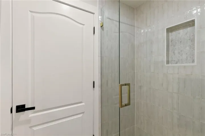 3745 Weymouth Cir, Naples, Florida 34112