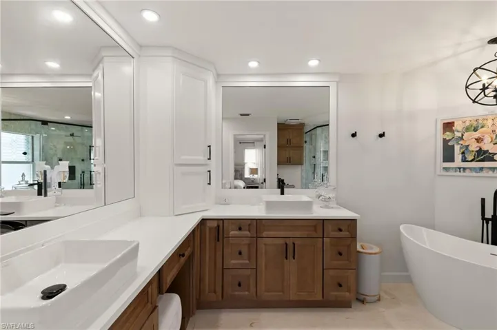 3745 Weymouth Cir, Naples, Florida 34112