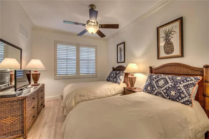 Twin Beds in Guest & Plantation Shutters!