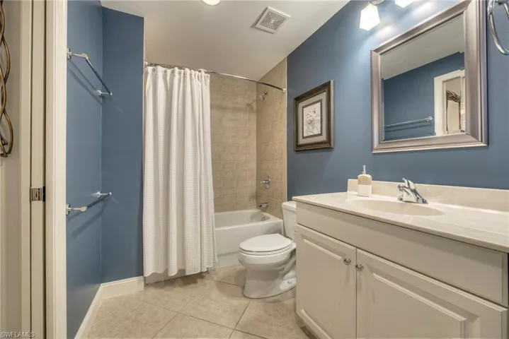 Tiled Shower/Tub in Guest Bath!