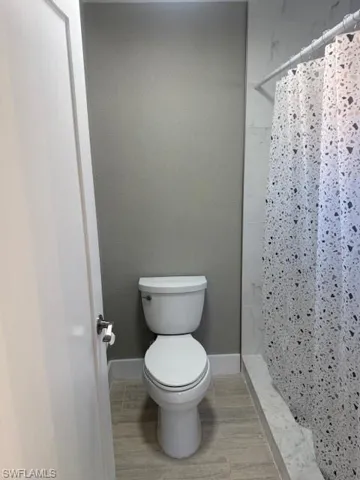6491 Royal Woods Dr, Fort Myers, Florida 33908