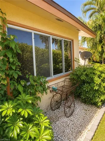 6491 Royal Woods Dr, Fort Myers, Florida 33908