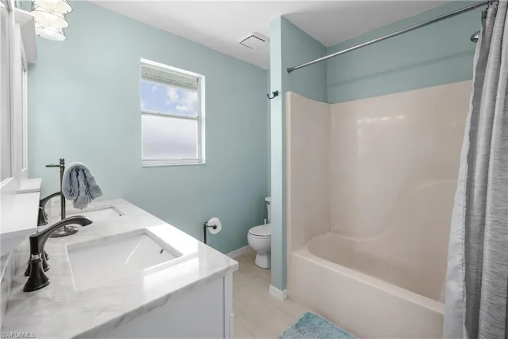 Primary Bath has Shower Tub Combo