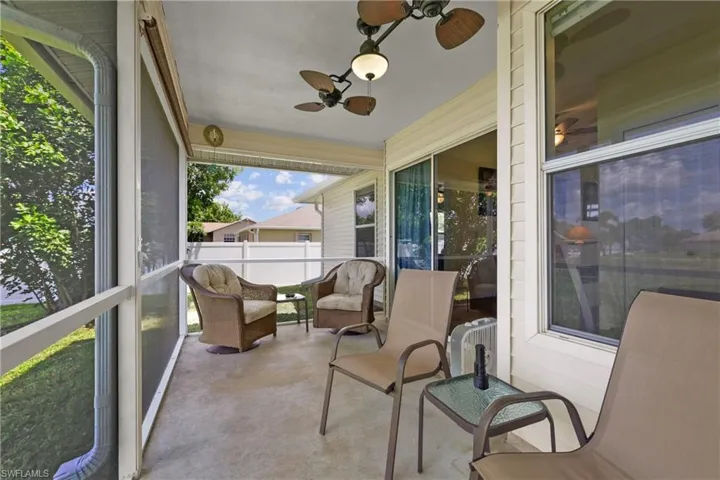 Rear Lanai Sunroom behind Dining & Nook