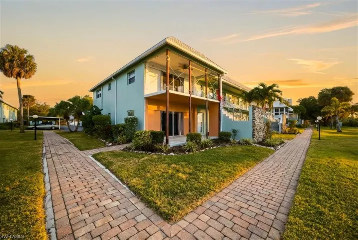 3225 E Riverside Dr 31c, Fort Myers, Florida 33916