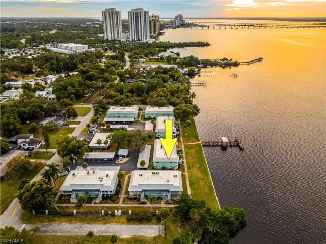 3225 E Riverside Dr 31c, Fort Myers, Florida 33916