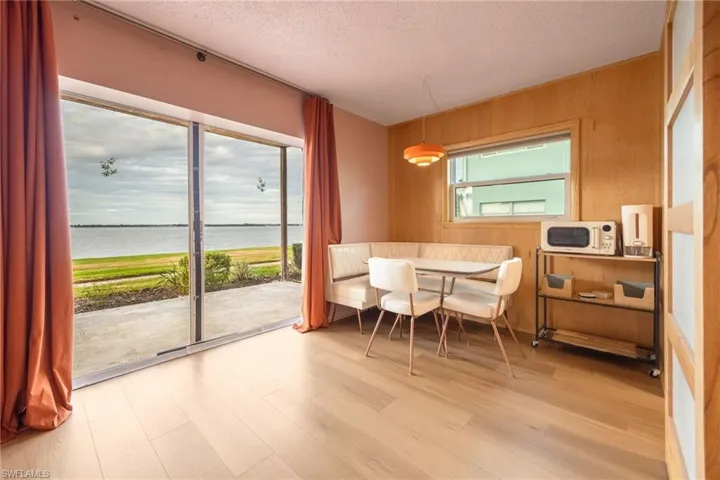 3225 E Riverside Dr 31c, Fort Myers, Florida 33916