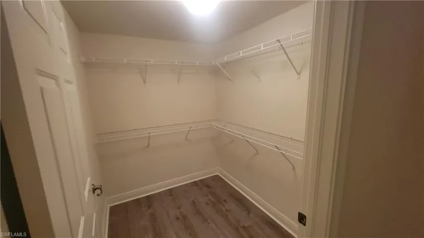 Large Air-conditioned closet