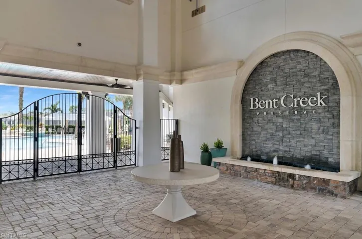 9357 Glenforest Dr, Naples, Florida 34120