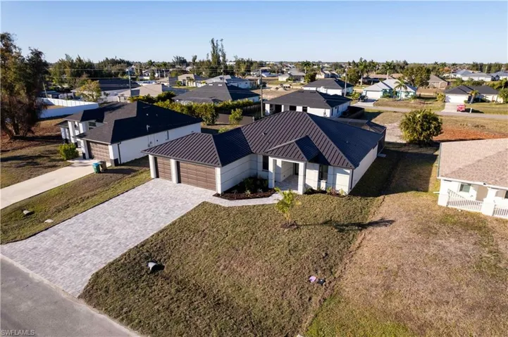 Experience SWFL lifestyle, SCHEDULE YOUR PRIVATE SHOWING TODAY & discover YOUR PIECE OF PARADISE!
