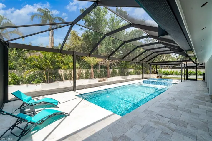 15933  Gleneagle  CT, Fort Myers, FL 33908
