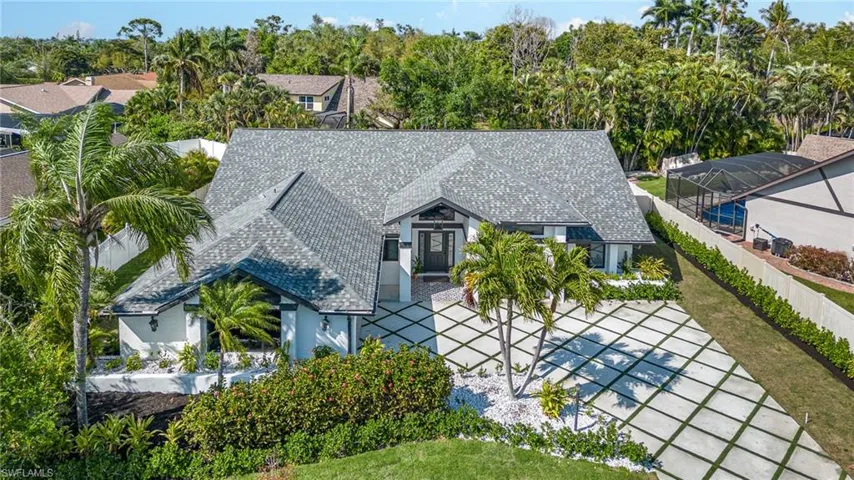 15933  Gleneagle  CT, Fort Myers, FL 33908