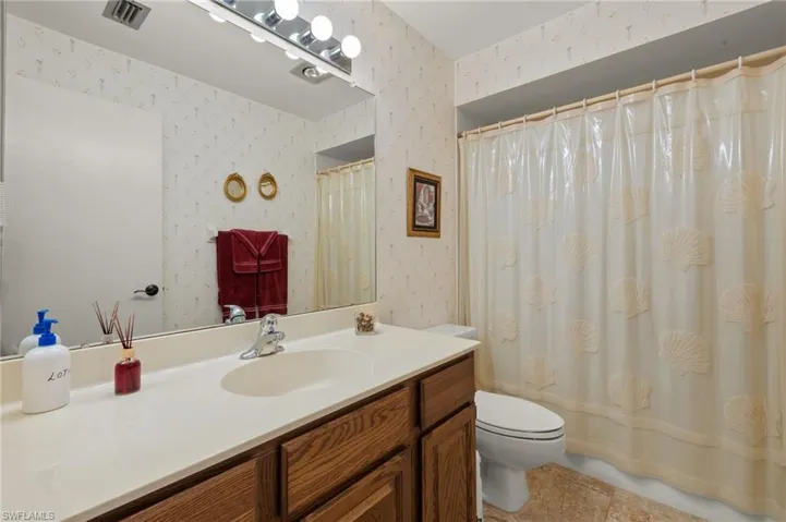 1279 Hazeltine Dr, Fort Myers, Florida 33919
