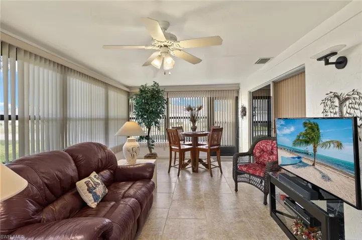 1279 Hazeltine Dr, Fort Myers, Florida 33919