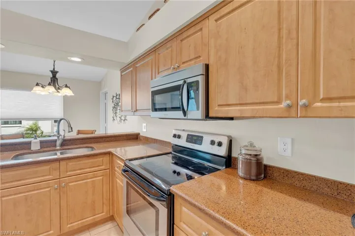 Kitchen w/ stainless steel appliances