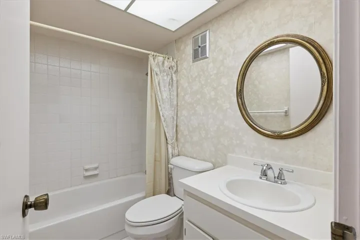 6108 Whiskey Creek Dr 110, Fort Myers, Florida 33919