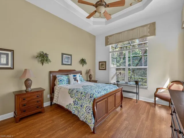 5757  Mango  CIR, Naples, FL 34110