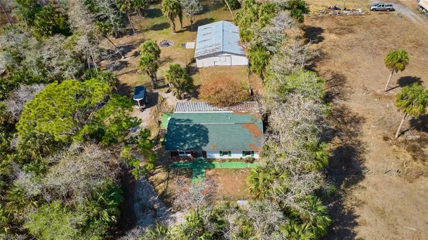 Aerial view of property and surrounding area