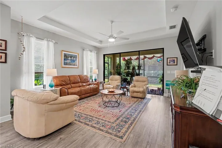 8004 Calle Canovas Ct, Naples, Florida 34114