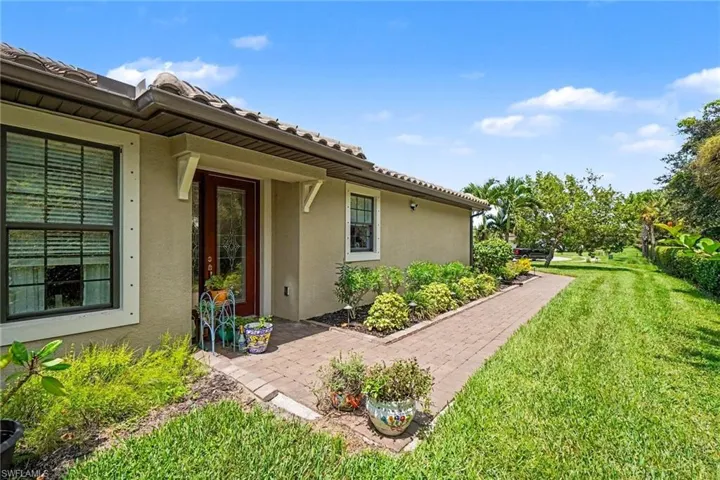 8004 Calle Canovas Ct, Naples, Florida 34114