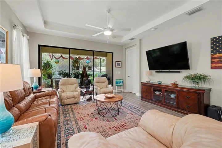 8004 Calle Canovas Ct, Naples, Florida 34114