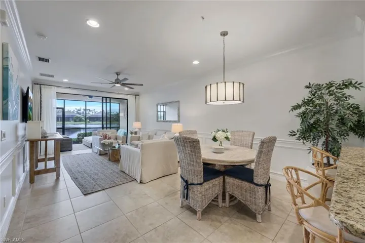 9425 Benvenuto CT # 103, NAPLES FL 34119
