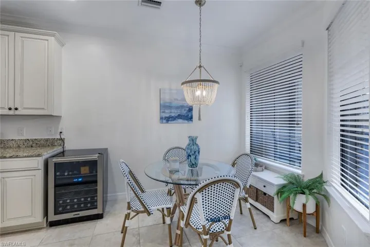 9425 Benvenuto CT # 103, NAPLES FL 34119