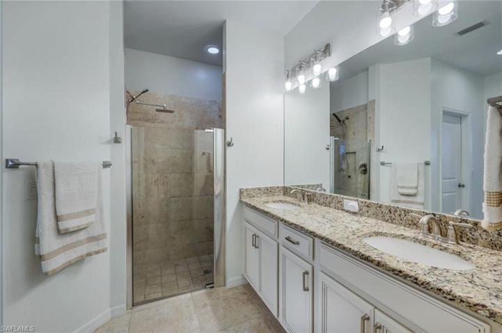 9425 Benvenuto CT # 103, NAPLES FL 34119