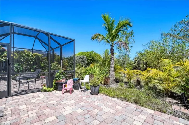 1608 Vizcaya Ln, Naples, Florida 34113