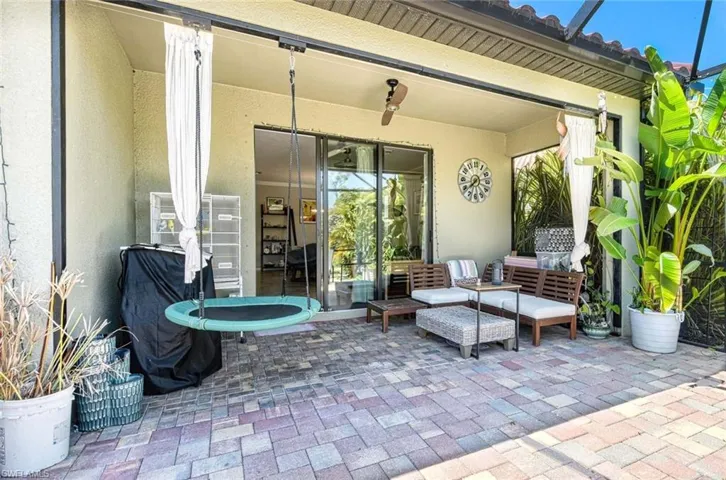 1608 Vizcaya Ln, Naples, Florida 34113
