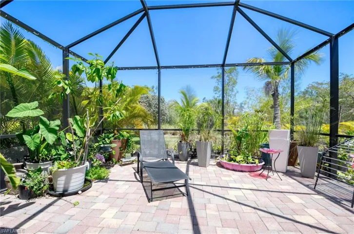 1608 Vizcaya Ln, Naples, Florida 34113