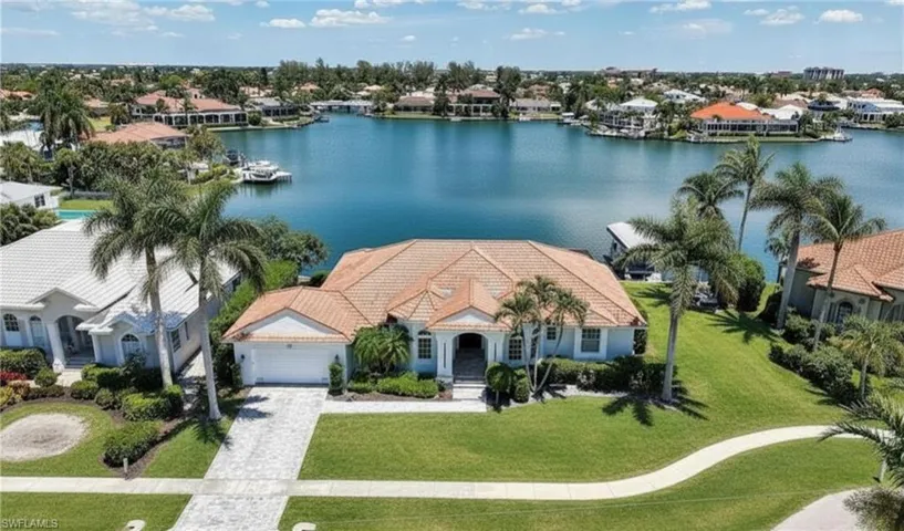 419  Spinnaker  DR, Marco Island, FL 34145